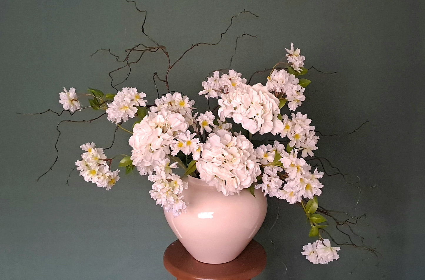 White Hydrangea stem, Faux floral stems, artificial flowers, willow stems, branches for vase, flower arrangement, floral arrangement, flowers for large vase.