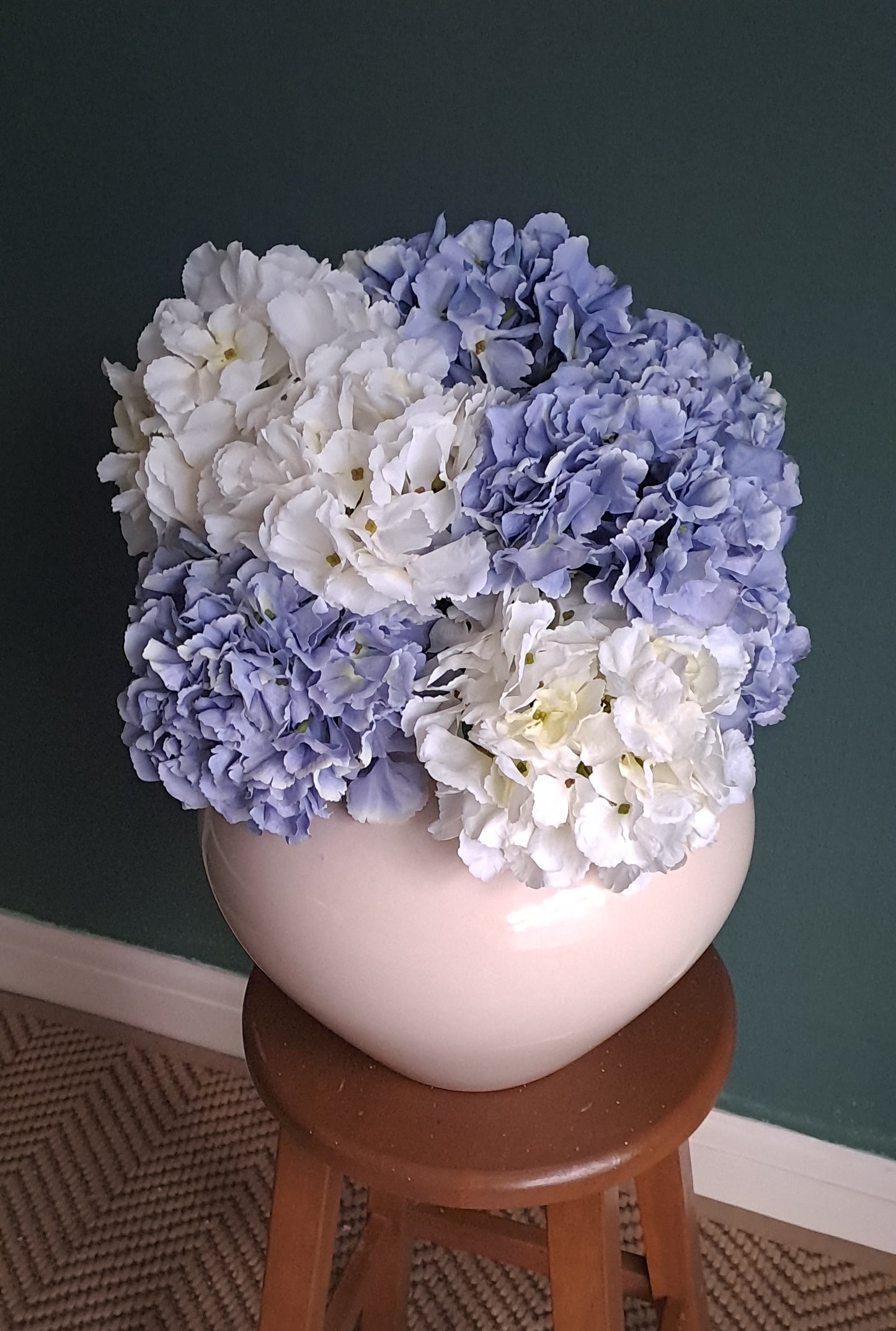 Blue Hydrangea stem, Faux floral stems, artificial flowers, willow stems, branches for vase, flower arrangement, floral arrangement, flowers for large vase.