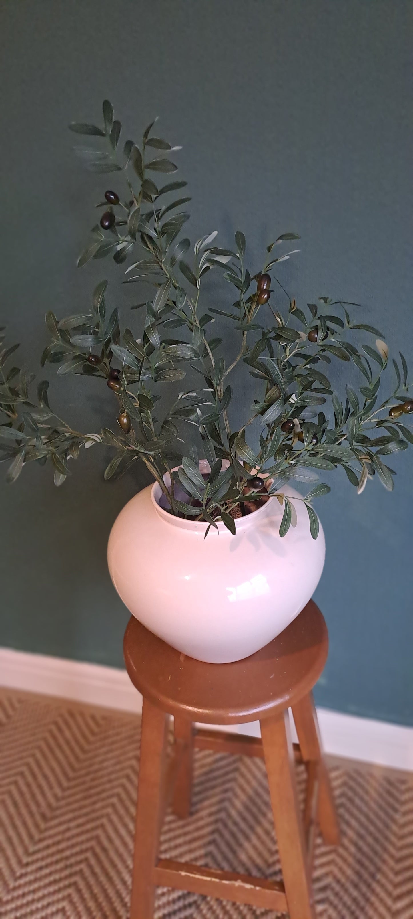 Olive branch, olive stem, olive tree, foliage stem, greenery, Faux floral stems, artificial flowers, willow stems, branches for vase, flower arrangement, floral arrangement, flowers for large vase.