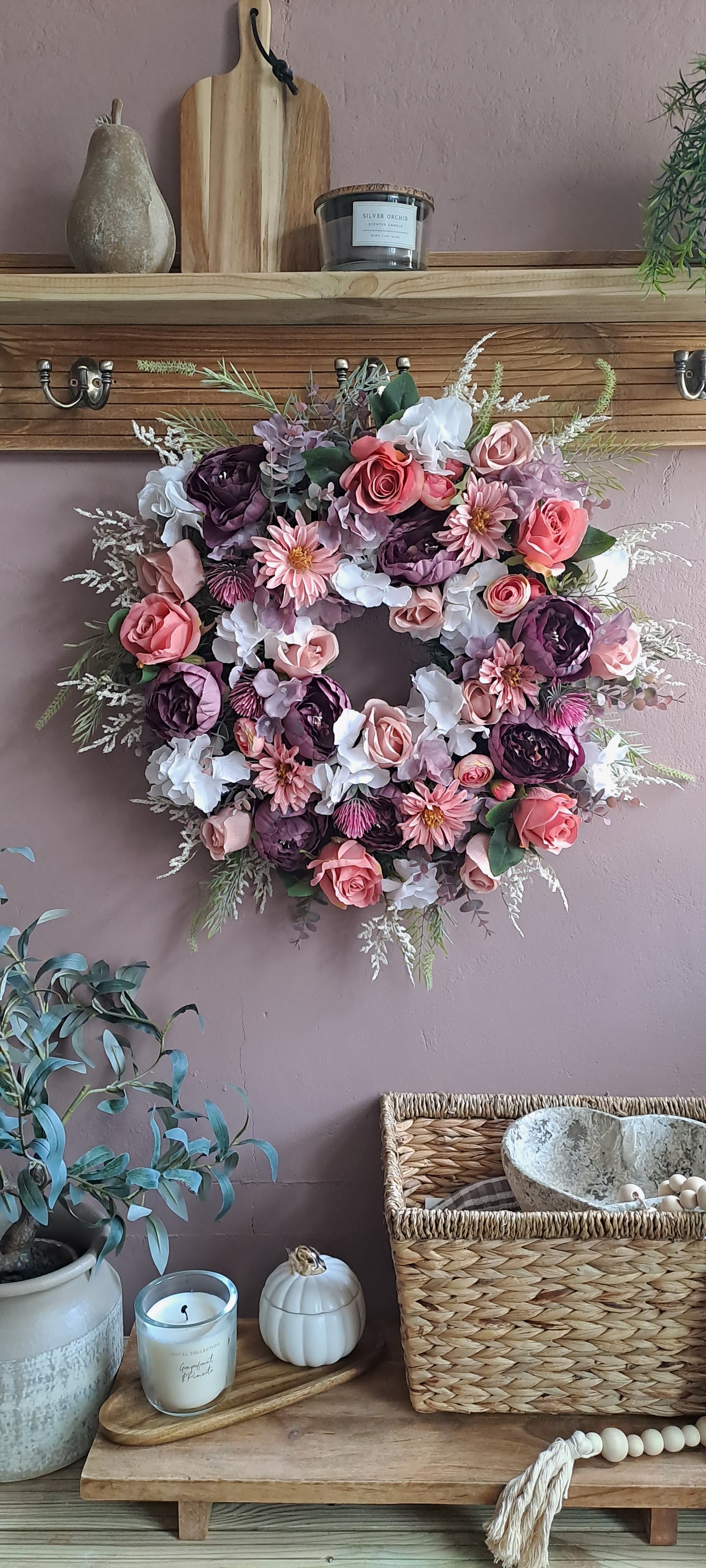 Wreath, door wreath, spring wreath, summer wreath, floral wreath, artificial wreath. All Year Round Wreath, all yearcwreath. Pink wreath. Faux florals, artificial flowers, door wreath, wreath for door.