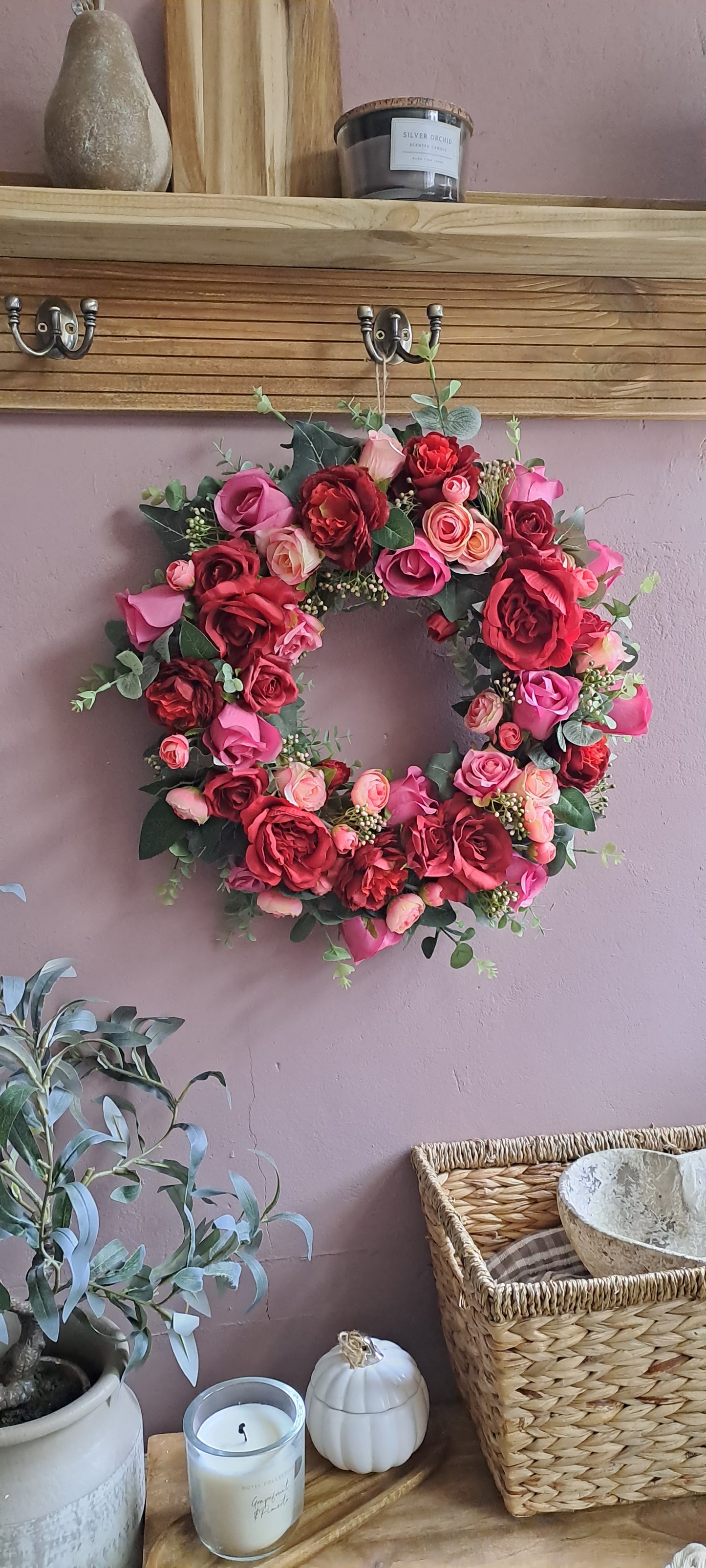 Wreath, valentines, door wreath, spring wreath, summer wreath, floral wreath, artificial wreath. All Year Round Wreath, all yearcwreath. Pink wreath. Faux florals, artificial flowers, door wreath, wreath for door.