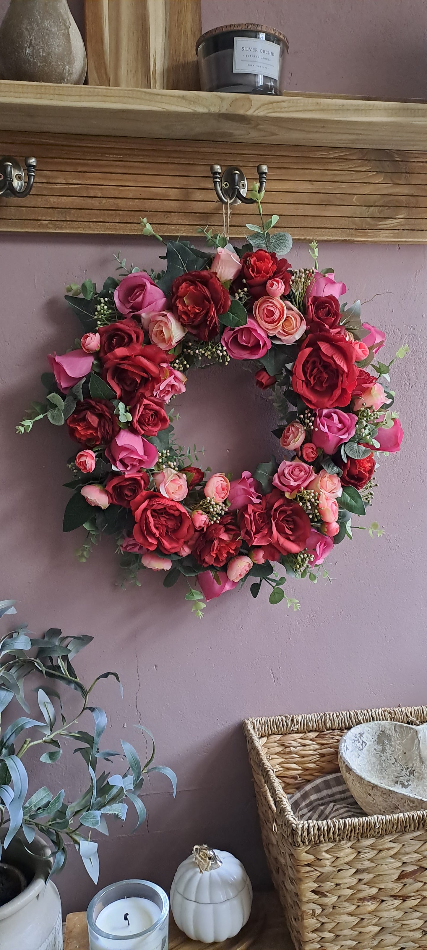 Wreath, valentines, door wreath, spring wreath, summer wreath, floral wreath, artificial wreath. All Year Round Wreath, all yearcwreath. Pink wreath. Faux florals, artificial flowers, door wreath, wreath for door.