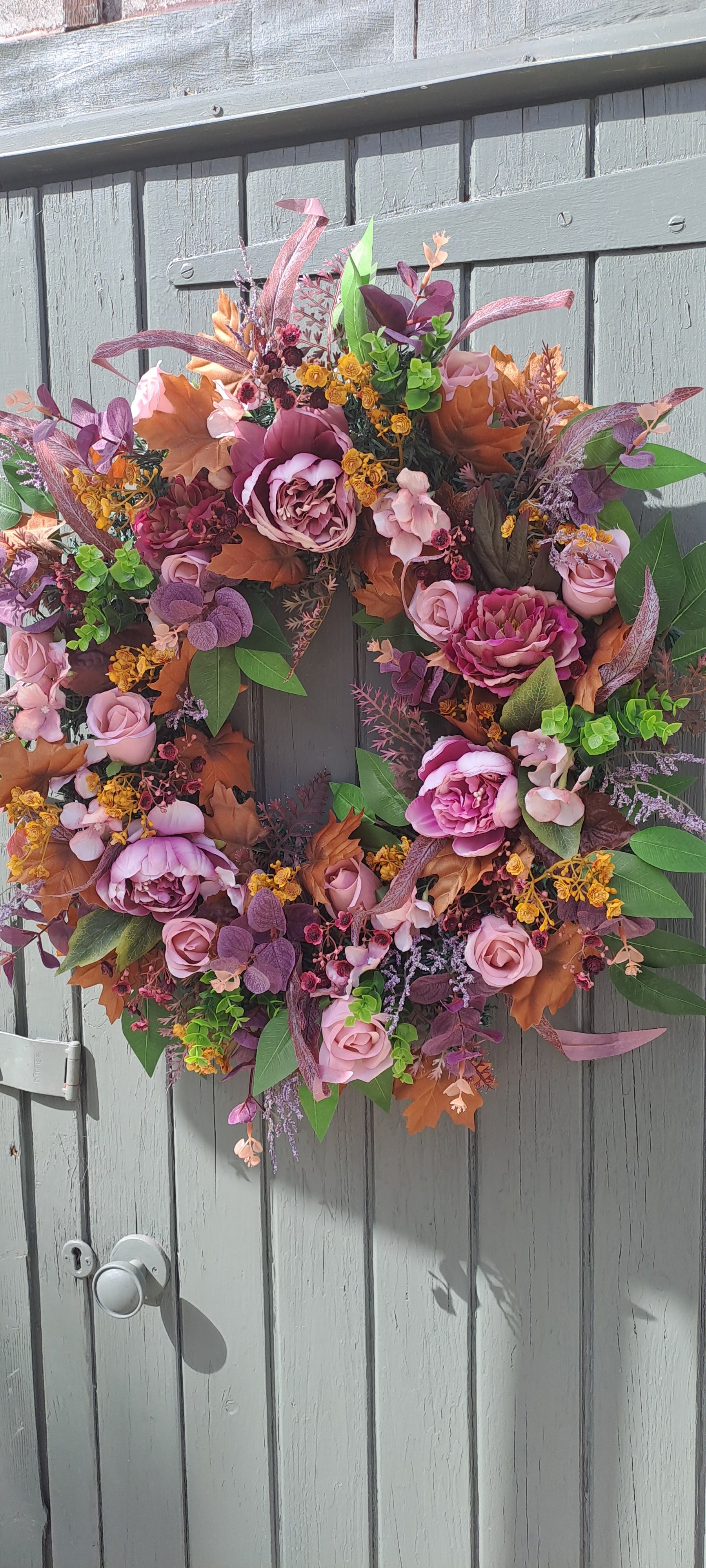 Floral door wreath top