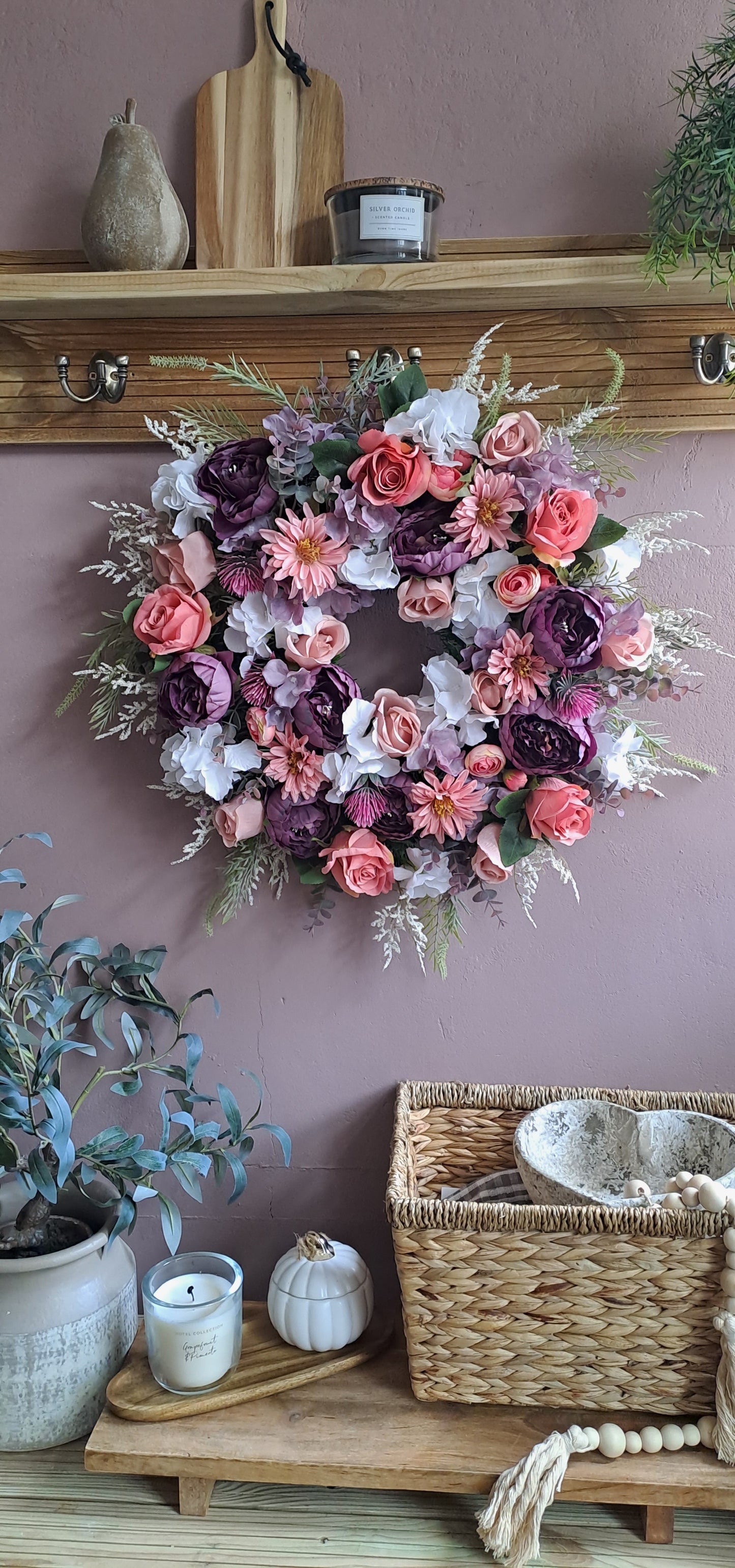 Wreath, door wreath, spring wreath, summer wreath, floral wreath, artificial wreath. All Year Round Wreath, all yearcwreath. Pink wreath. Faux florals, artificial flowers, door wreath, wreath for door.